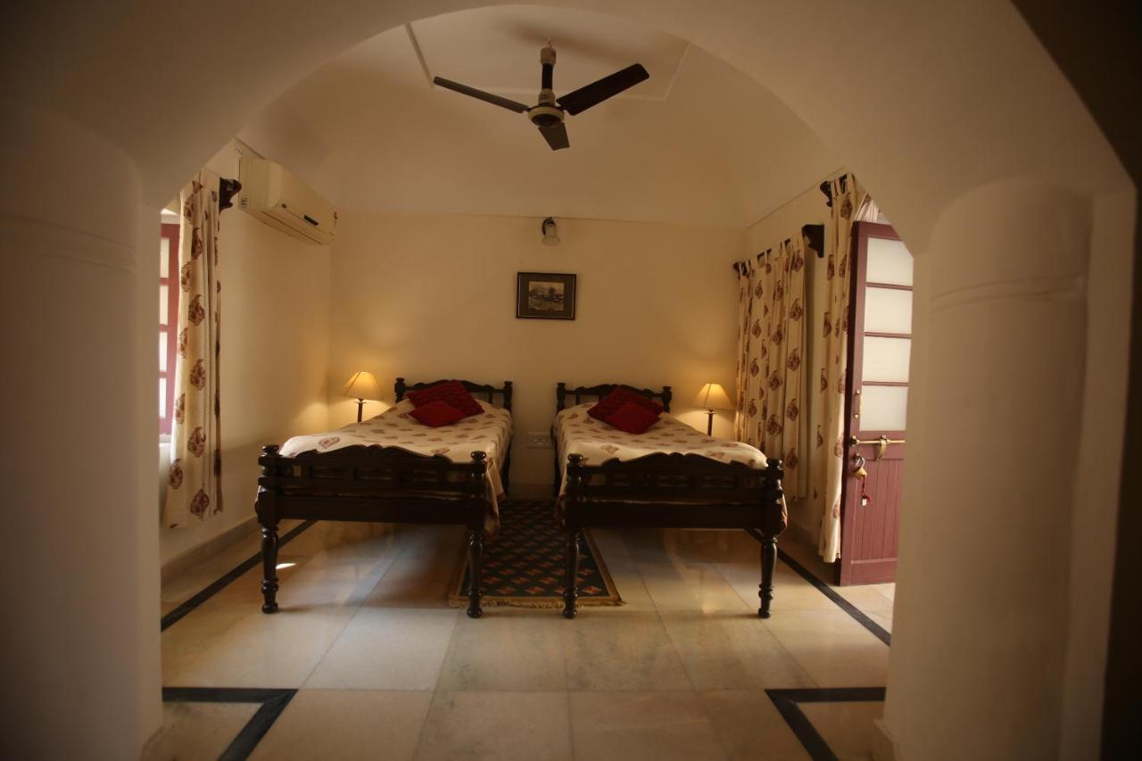 Hotel Roop Niwas Kothi, Near Mandawa Nawalgarh Esterno foto